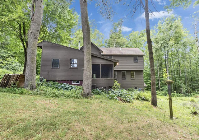 3rd image of 183 Quaker City Rd, Charlestown, NH 03603 | MLS# 5102028