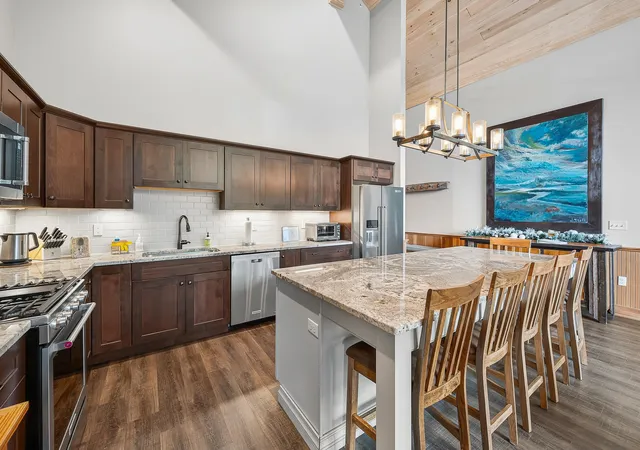 Photo 3 of Condo for sale at 235 Skimobile Rd #1404, North Conway, NH 03860 | MLS# 5102038 | Listing updated on 2026-07-29