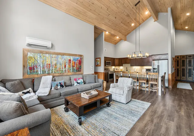 Photo 4 of Condo for sale at 235 Skimobile Rd #1404, North Conway, NH 03860 | MLS# 5102038 | Listing updated on 2026-07-29