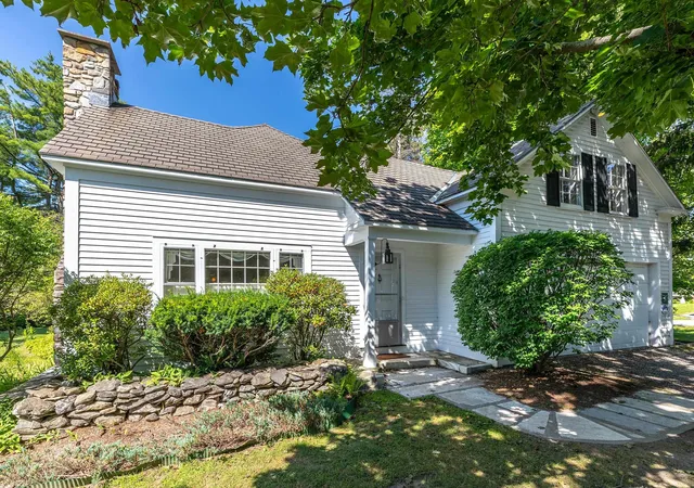 Photo 3 of Single family home for sale at 1131 Route 30, Dorset, VT 05251 | MLS# 5102040 | Listing updated on 2026-09-18