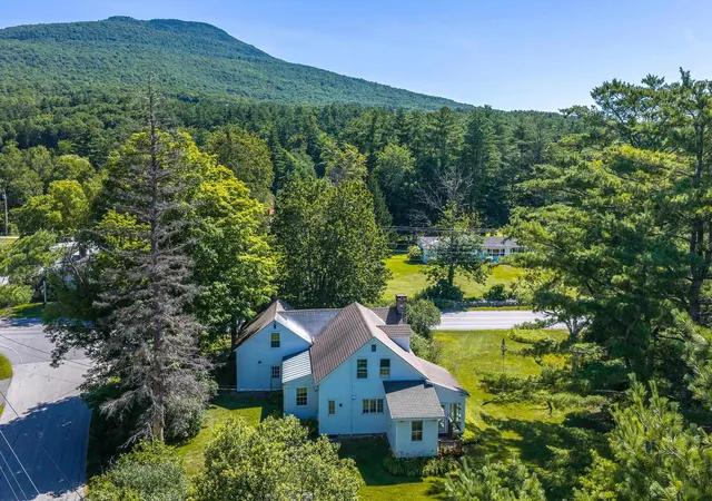 Photo 4 of Single family home for sale at 1131 Route 30, Dorset, VT 05251 | MLS# 5102040 | Listing updated on 2026-09-18