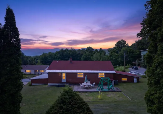 2nd image of 48 Mansion Hill Dr, Lincoln, NH 03251 | MLS# 5102042