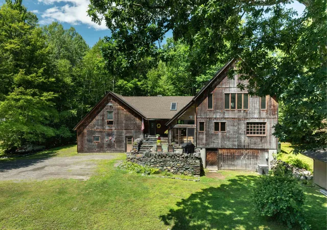 Single family home for sale at 15 Skyline Dr, Vernon, VT 05354 | MLS# 5102083