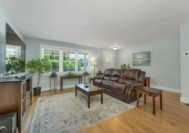 Photo 4 of Single family home for sale at 14 Village Corner Rd, Ossipee, NH 03864 | MLS# 5102093 | Listing updated on 2026-09-14