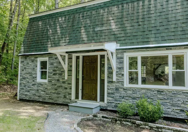 3rd image of 71 Oliver Hill Rd, Swanzey, NH 03446 | MLS# 5102099