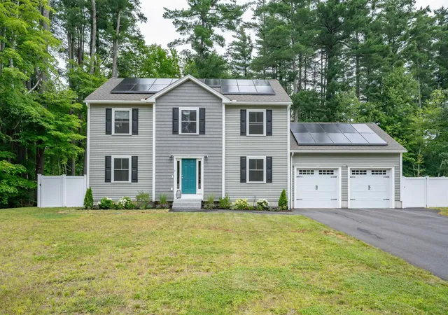 Condo for sale at 2 Lorelai Wy, Nashua, NH 03062 | MLS# 5102109