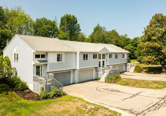 Photo 3 of Sale Pending at 22 Meadowbrook Vlg, Rochester, NH 03867 | MLS# 5102117 | Listing updated on 2026-09-12