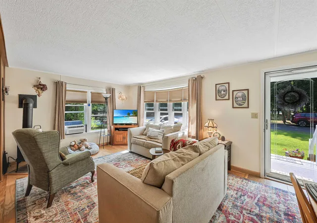 Photo 2 of Single family home for sale at 718 Red Pine Rd, Williston, VT 05495 | MLS# 5102124 | Listing updated on 2026-09-04