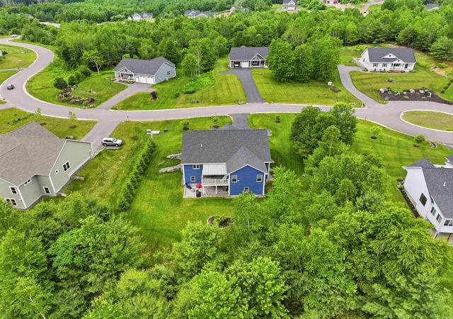 Photo 3 of Single family home for sale at 11 Hetnars Wy, Epping, NH 03042 | MLS# 5102148 | Listing updated on 2026-08-01