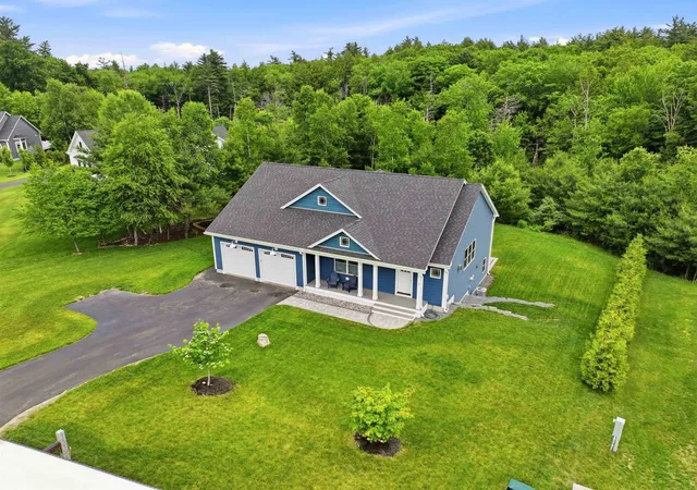 Photo 4 of Single family home for sale at 11 Hetnars Wy, Epping, NH 03042 | MLS# 5102148 | Listing updated on 2026-08-01