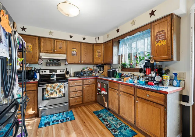 Photo 2 of Single family home for sale at 476 Union Ave, Laconia, NH 03246 | MLS# 5102149 | Listing updated on 2026-09-11