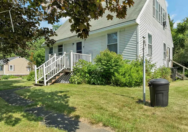 2nd image of 9 Alderwood Ct, Claremont, NH 03743 | MLS# 5102153