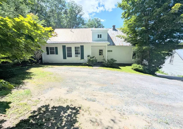 Multi family home for sale at 60 James St, Saint Johnsbury, VT 05819 | MLS# 5102155