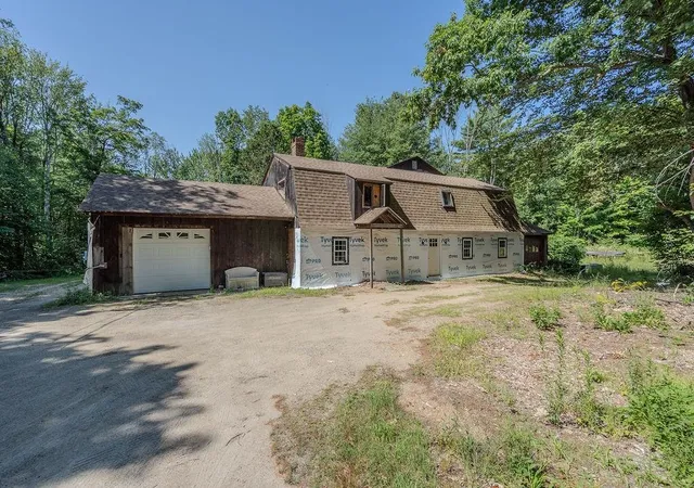 Photo 3 of Multi family home for sale at 385 Province Rd, Strafford, NH 03884 | MLS# 5102157 | Listing updated on 2026-08-20