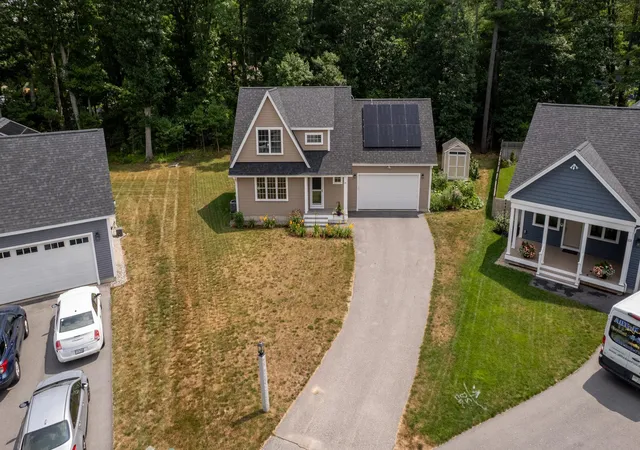 5th image of 20 Beaumont Dr, Dover, NH 03820 | MLS# 5102161