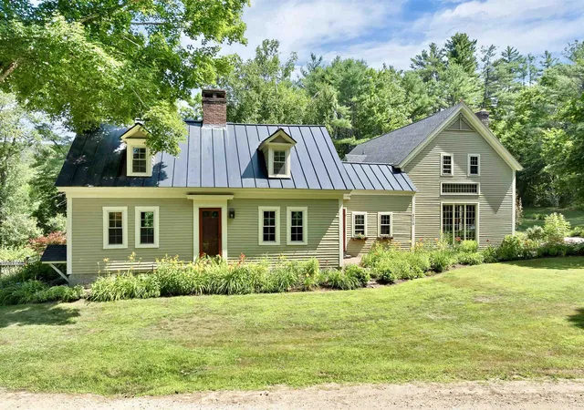 Photo 3 of Sale Pending at 324 Cotton Valley Rd, Wolfeboro, NH 03894 | MLS# 5102184 | Listing updated on 2026-09-03