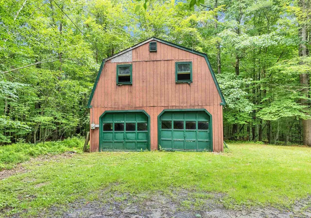 3rd image of 27 Sheehan Ln, Harrisville, NH 03450 | MLS# 5102188