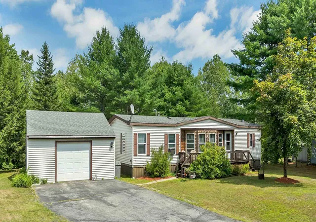 1st image of 61 Eagles Wy, Alton, NH 03809 | MLS# 5102192