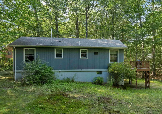 Photo 4 of Sale Pending at 86 Heatherwood Dr, Moultonborough, NH 03254 | MLS# 5102196 | Listing updated on 2026-09-02
