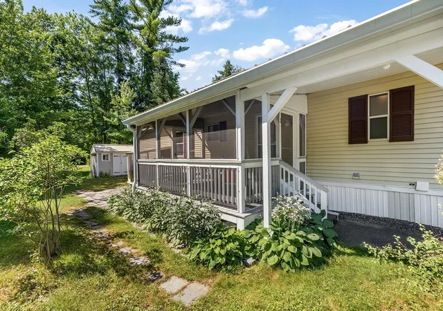 Photo 3 of Manufactured home for sale at 2 Cheryl Dr, Concord, NH 03303 | MLS# 5102215 | Listing updated on 2026-08-28