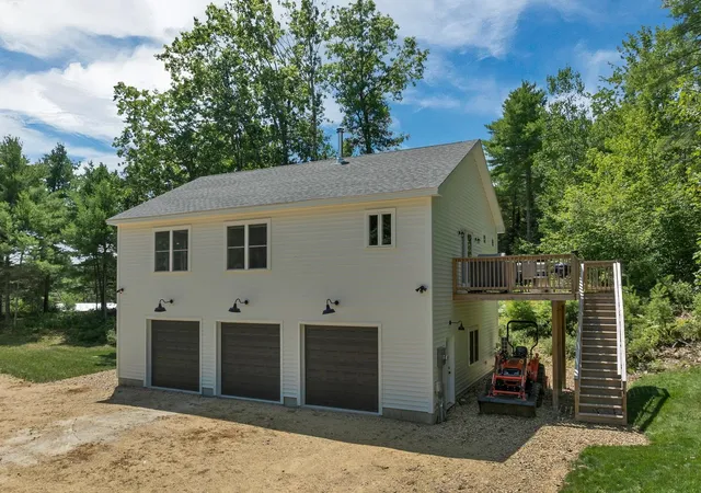 Photo 1 of Single family home for sale at 24 Brackett Rd, New Durham, NH 03855 | MLS# 5102220 | Listing updated on 2026-08-19