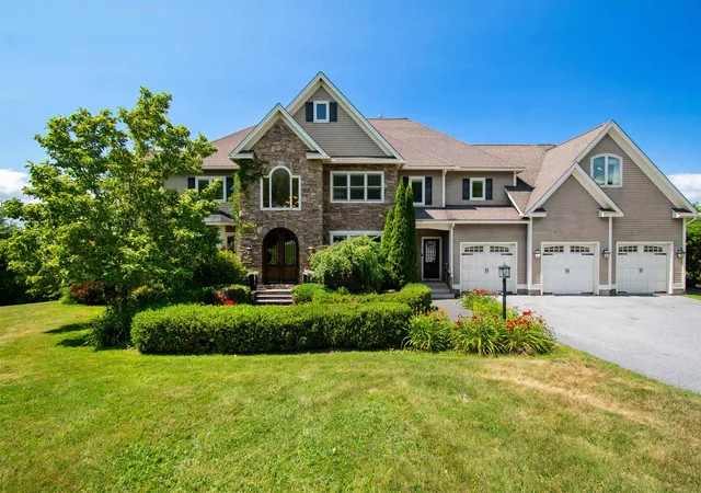 Photo 3 of Single family home for sale at 447 Highlands Dr, Williston, VT 05495 | MLS# 5102229 | Listing updated on 2026-09-30