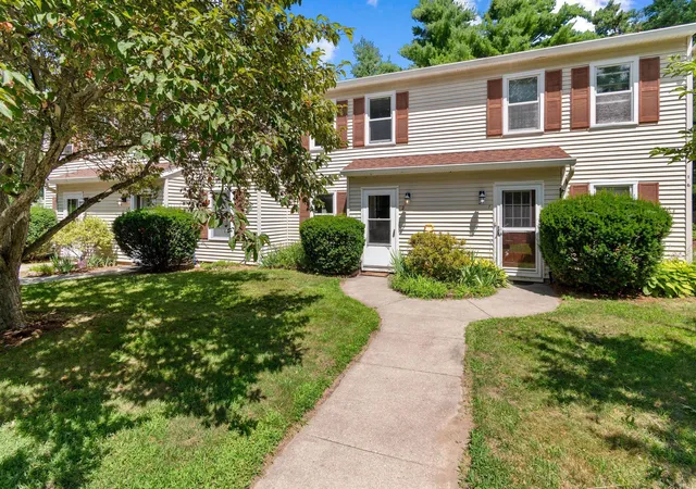 Photo 1 of Sale Pending at 116 River Bend Ln #2, Colchester, VT 05446 | MLS# 5102263 | Listing updated on 2026-09-13