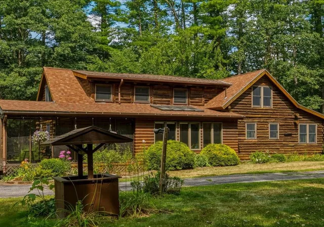 Photo 3 of Single family home for sale at 709 West Milton Rd, Milton, VT 05468 | MLS# 5102270 | Listing updated on 2026-09-01