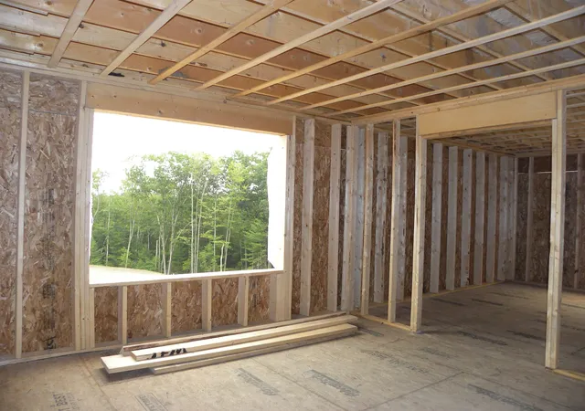 Photo 4 of Single family home for sale at 321 Karatzas Ave #Lot 17, Manchester, NH 03104 | MLS# 5102296 | Listing updated on 2026-08-21