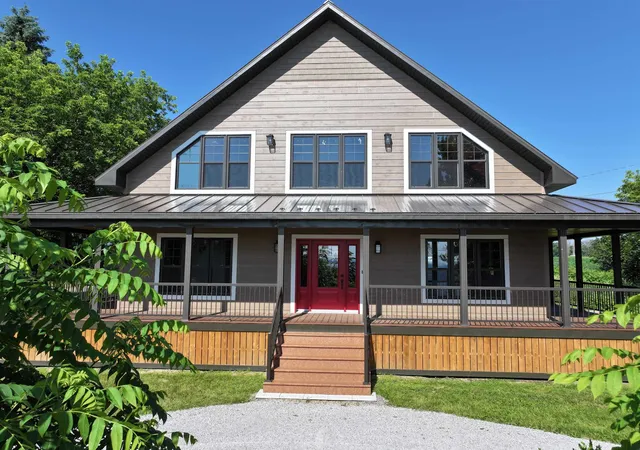 Photo 2 of Single family home for sale at 6867 Us Route 2, North Hero, VT 05474 | MLS# 5102304 | Listing updated on 2026-09-03