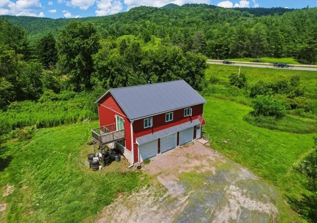 Photo 2 of Single family home for sale at 1638 Us Route 2, Waterbury, VT 05676 | MLS# 5102309 | Listing updated on 2026-08-27