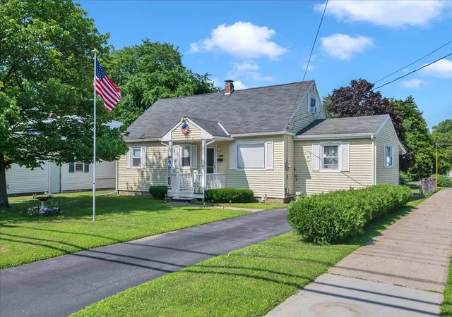 Single family home for sale at 1688 North Ave, Burlington, VT 05408 | MLS# 5102312