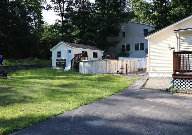 Photo 3 of Sale Pending at 56 Arbutus Ln, Manchester, NH 03109 | MLS# 5102321 | Listing updated on 2026-08-23