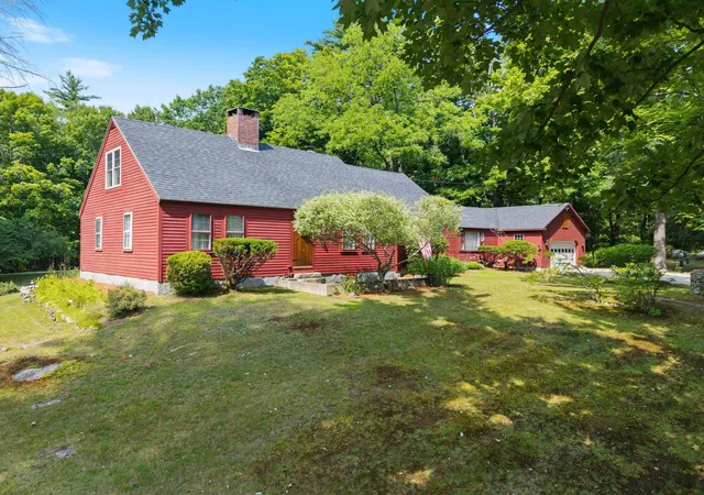 2nd image of 999 Acton Ridge Rd, East Wakefield, NH 03830 | MLS# 5102336