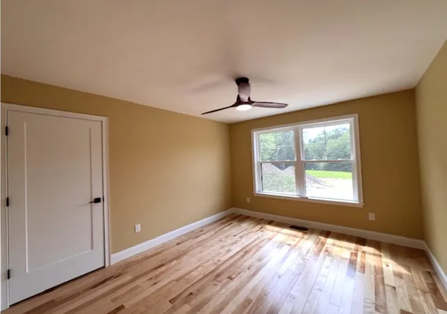 5th image of 44 Edgewater Dr, Brentwood, NH 03833 | MLS# 5102339