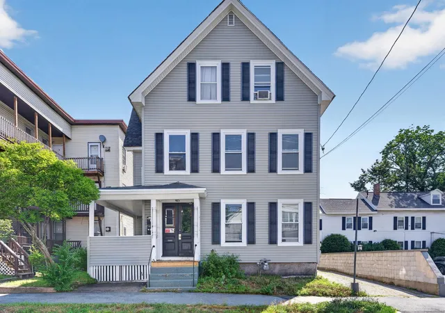 2nd image of 485 Pine St, Manchester, NH 03104 | MLS# 5102350