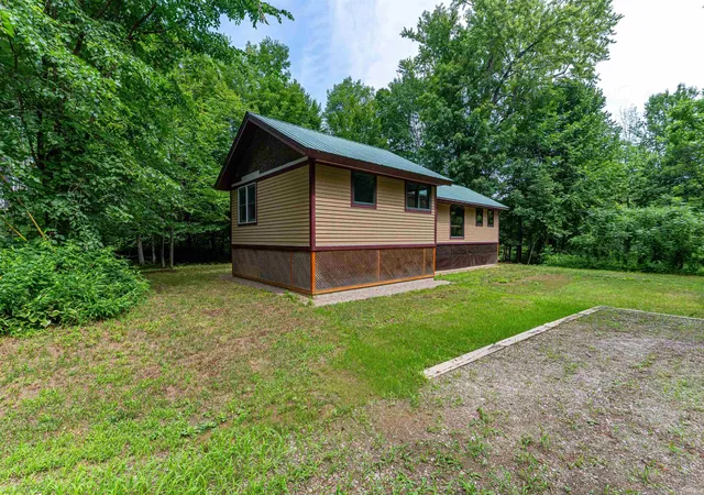 1st image of 80 Bay Rd, North Conway, NH 03860 | MLS# 5102357