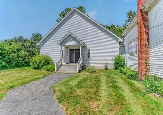 2nd image of 355 Union St, Littleton, NH 03561 | MLS# 5102378