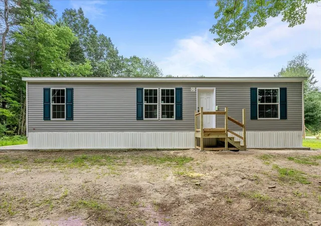 2nd image of 49 Judith St, Danville, NH 03819 | MLS# 5102400