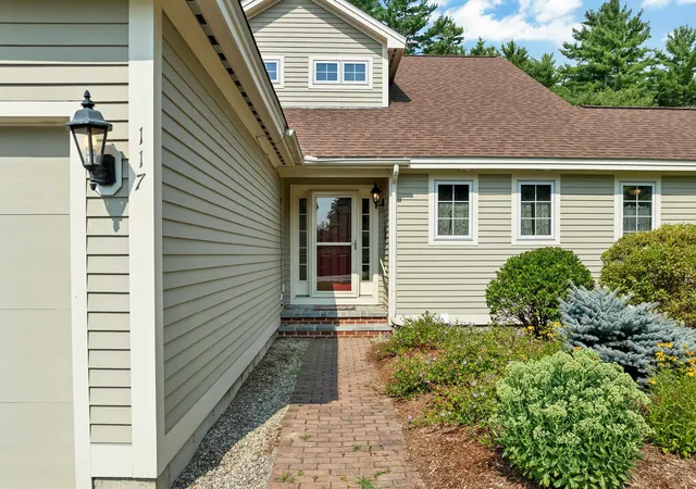 2nd image of 117 Peaked Hill Rd, Contoocook, NH 03229 | MLS# 5102408