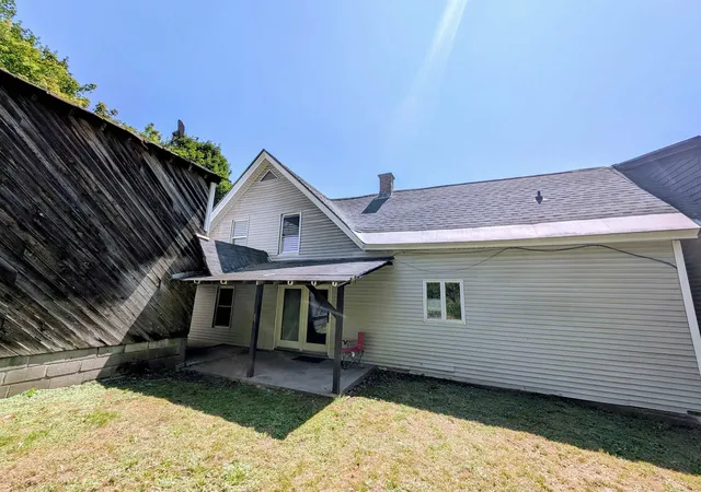 3rd image of 34 Meadow St, Littleton, NH 03561 | MLS# 5102419