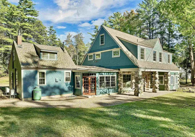 2nd image of 377 Wentworth Rd, Brookfield, NH 03872 | MLS# 5102443