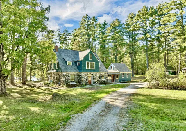 Photo 4 of Single family home for sale at 377 Wentworth Rd, Brookfield, NH 03872 | MLS# 5102443 | Listing updated on 2026-07-31