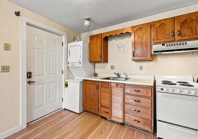 Photo 3 of Condo for sale at 32 Market St #B, Somersworth, NH 03878 | MLS# 5102453 | Listing updated on 2026-09-03