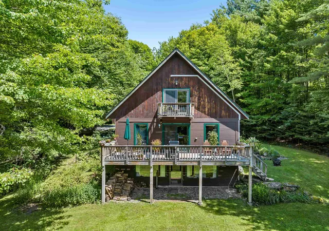 Photo 3 of Single family home for sale at 2092 Cleveland Corners Rd, Hyde Park, VT 05655 | MLS# 5102466 | Listing updated on 2026-07-30