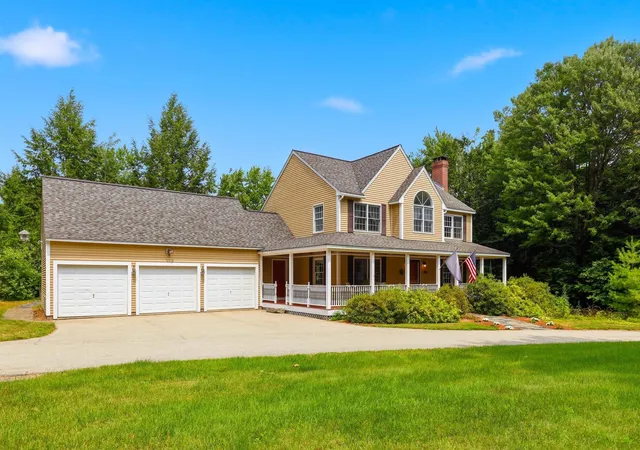 Photo 3 of Single family home for sale at 97 Onset Rd, Bennington, NH 03442 | MLS# 5102468 | Listing updated on 2026-09-26