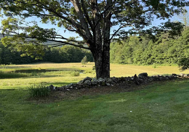 Photo 3 of Single family home for sale at 31 South Hollow Rd, Warren, VT 05674 | MLS# 5102474 | Listing updated on 2026-08-18