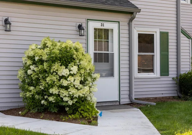 Photo 3 of Townhouse for sale at 35 Brickyard Rd #31, Essex Junction, VT 05452 | MLS# 5102496 | Listing updated on 2026-09-16