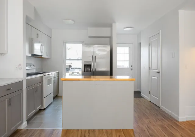 Photo 4 of Townhouse for sale at 35 Brickyard Rd #31, Essex Junction, VT 05452 | MLS# 5102496 | Listing updated on 2026-09-16