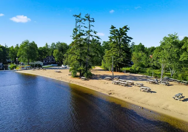 Photo 2 of Single family home for sale at 21 Shangri La Dr, Moultonborough, NH 03254 | MLS# 5102498 | Listing updated on 2026-08-19